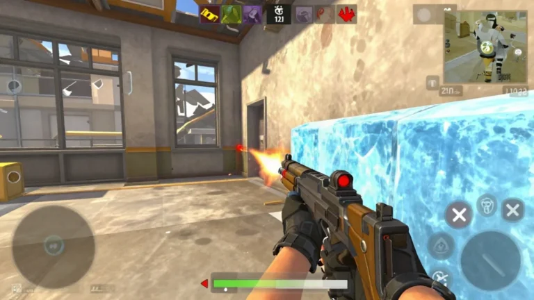 Captura de gameplay estilo battle royale de celular donde un personaje con equipo táctico apunta una subfusil compacta a la altura del pecho dentro de un pasillo de una aldea tropical, mostrando la mira de la Skorp para rush.